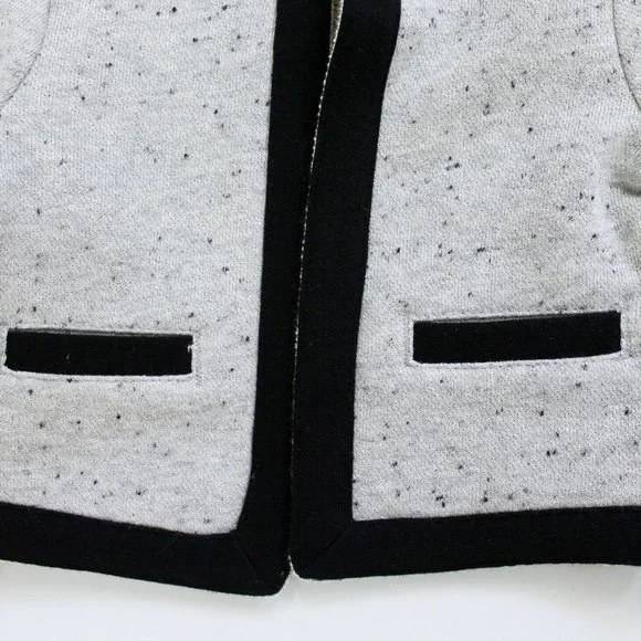 Genuine Kids by OshKosh Long Sleeve Black Trim Sparkle Jacket Size 18M - Picture 4 of 4